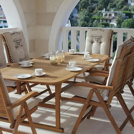 Holiday home Elena Mit Pool, Nur 60 Meter Zum *